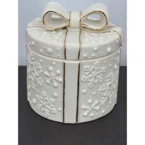 Palm Tree 2001 Ceramic Gift Box Trinket Jar White Gold Snowflake Christmas Decor
